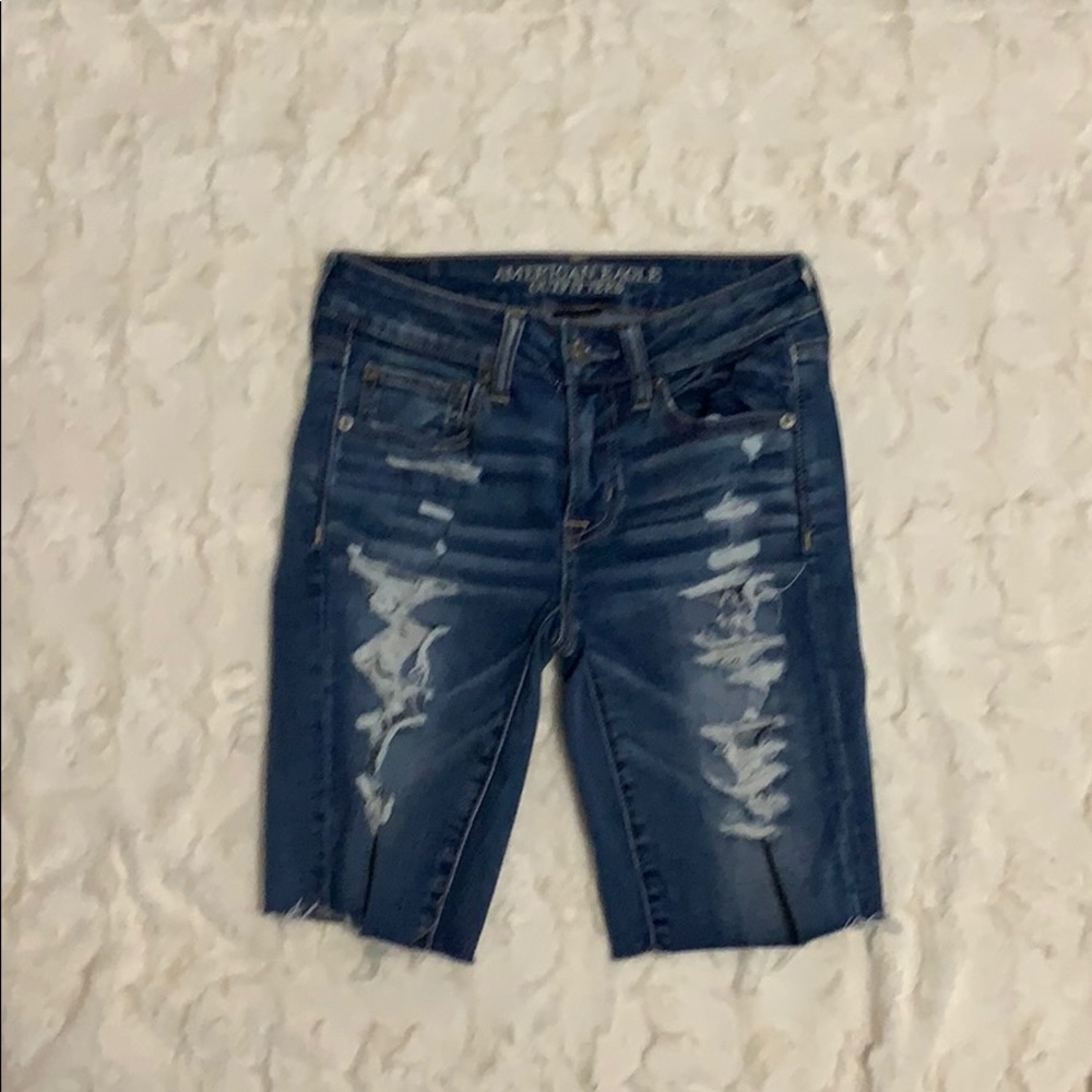 American eagle jeans size 2 ripped shorts